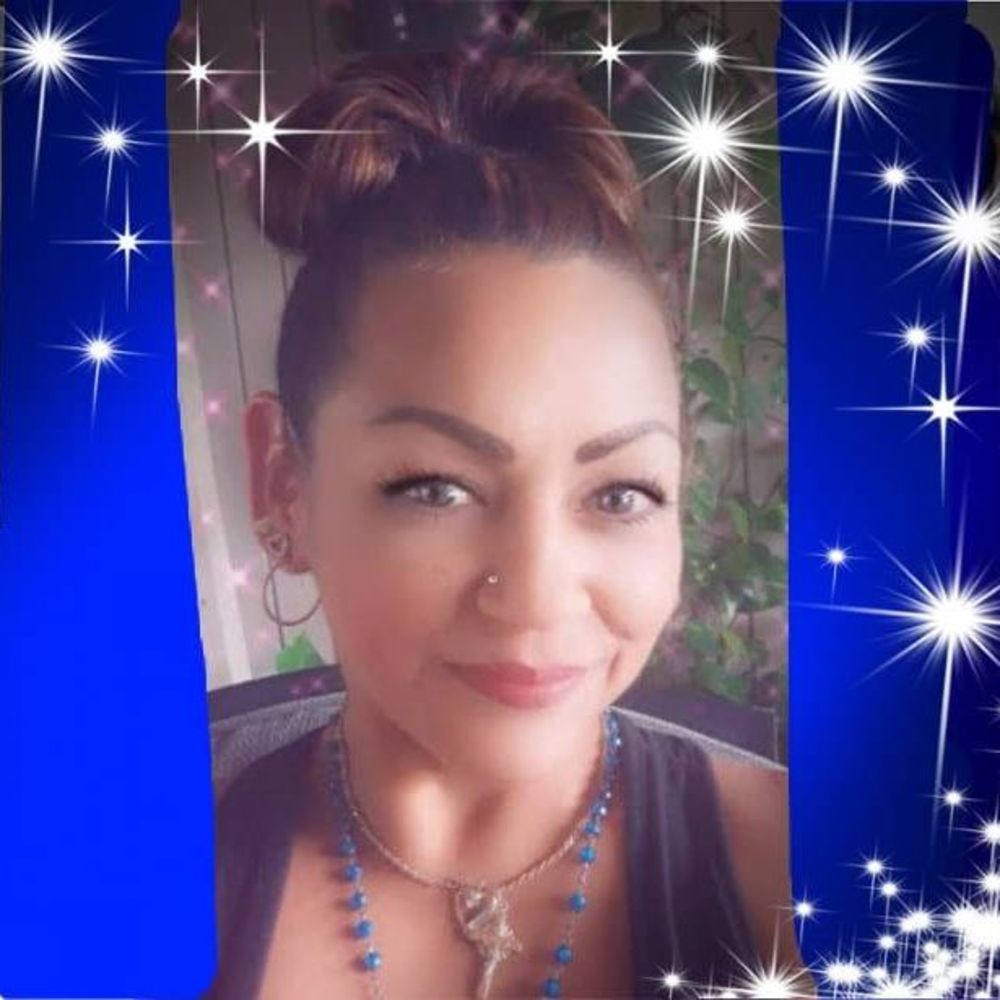 Meet your Posher, Dana